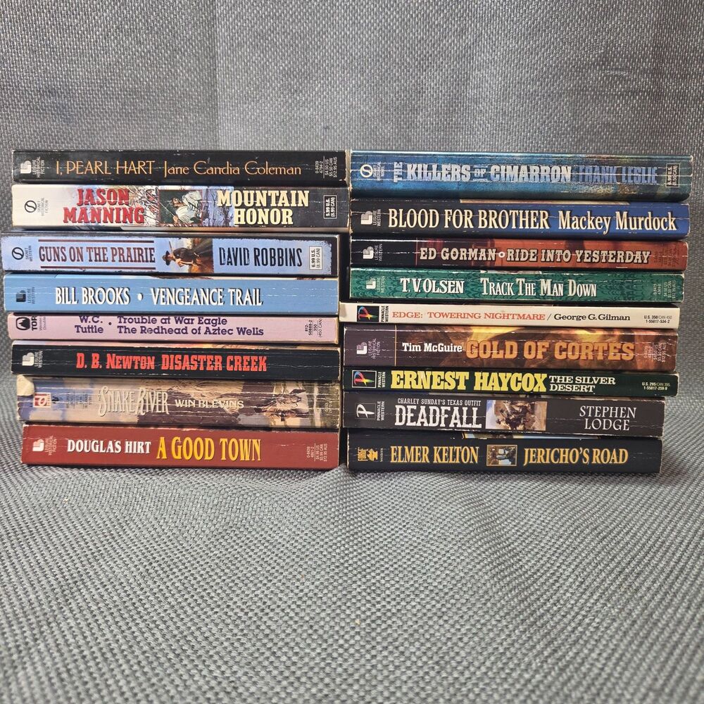 Lot 17 Vintage Western Paperbacks Outlaw, Trail, Frontier Fiction Mixed Authors